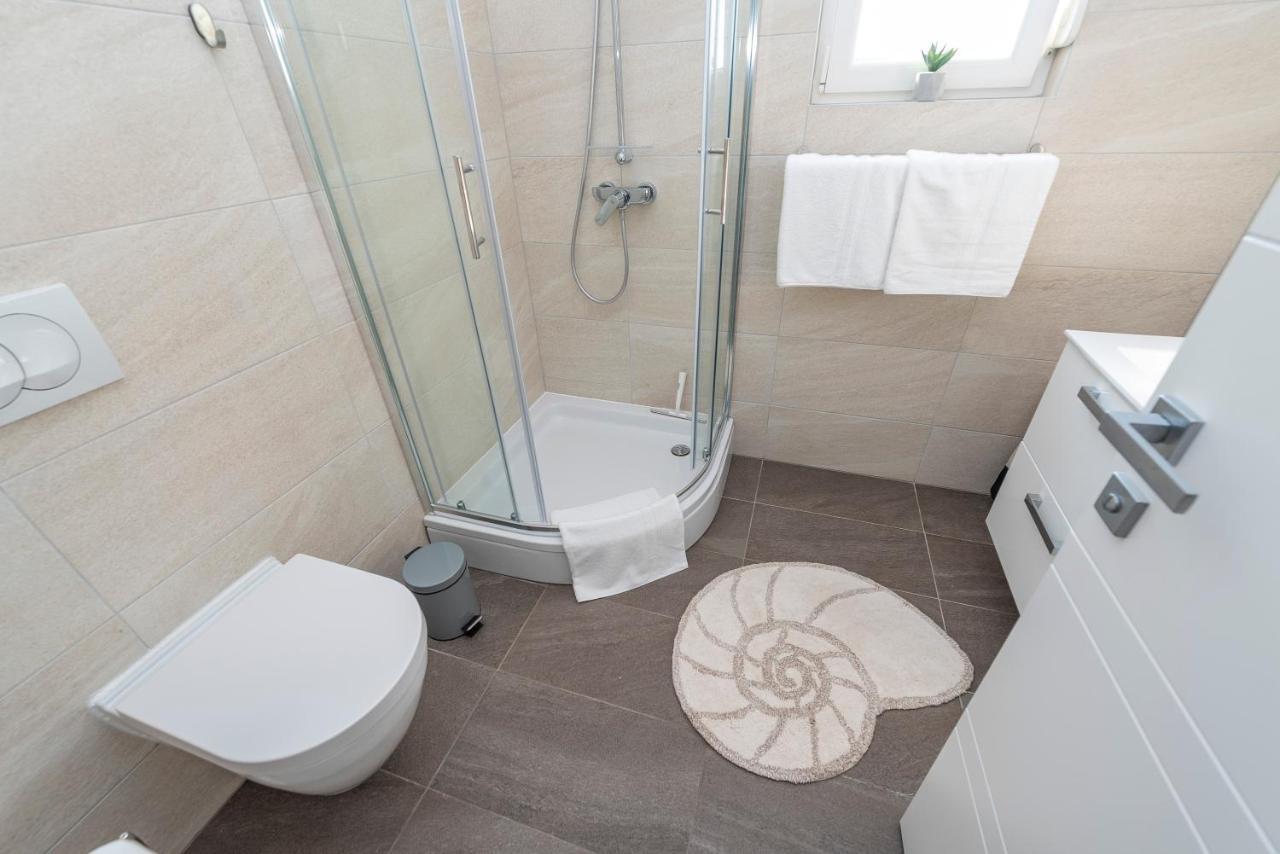 Luxury Apartments - La Vir 5& 6 Екстер'єр фото